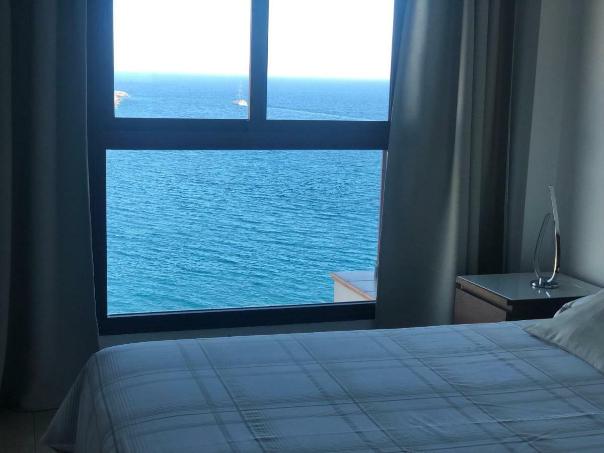 Su Eminencia - Sea View Apartment With Modern Comforts Плая дел Кура Екстериор снимка